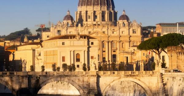 Petersbasilika und Tiber in Rom